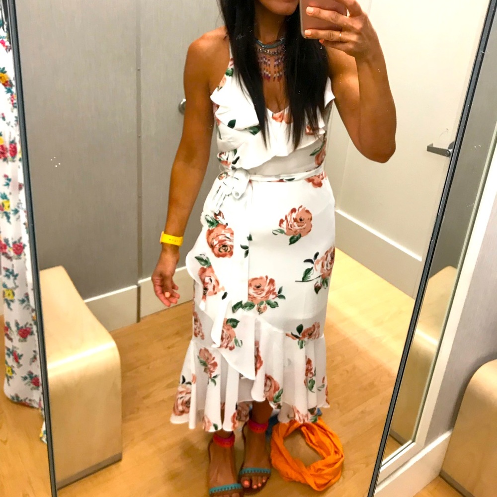 Sleeveless mod length with ruffle